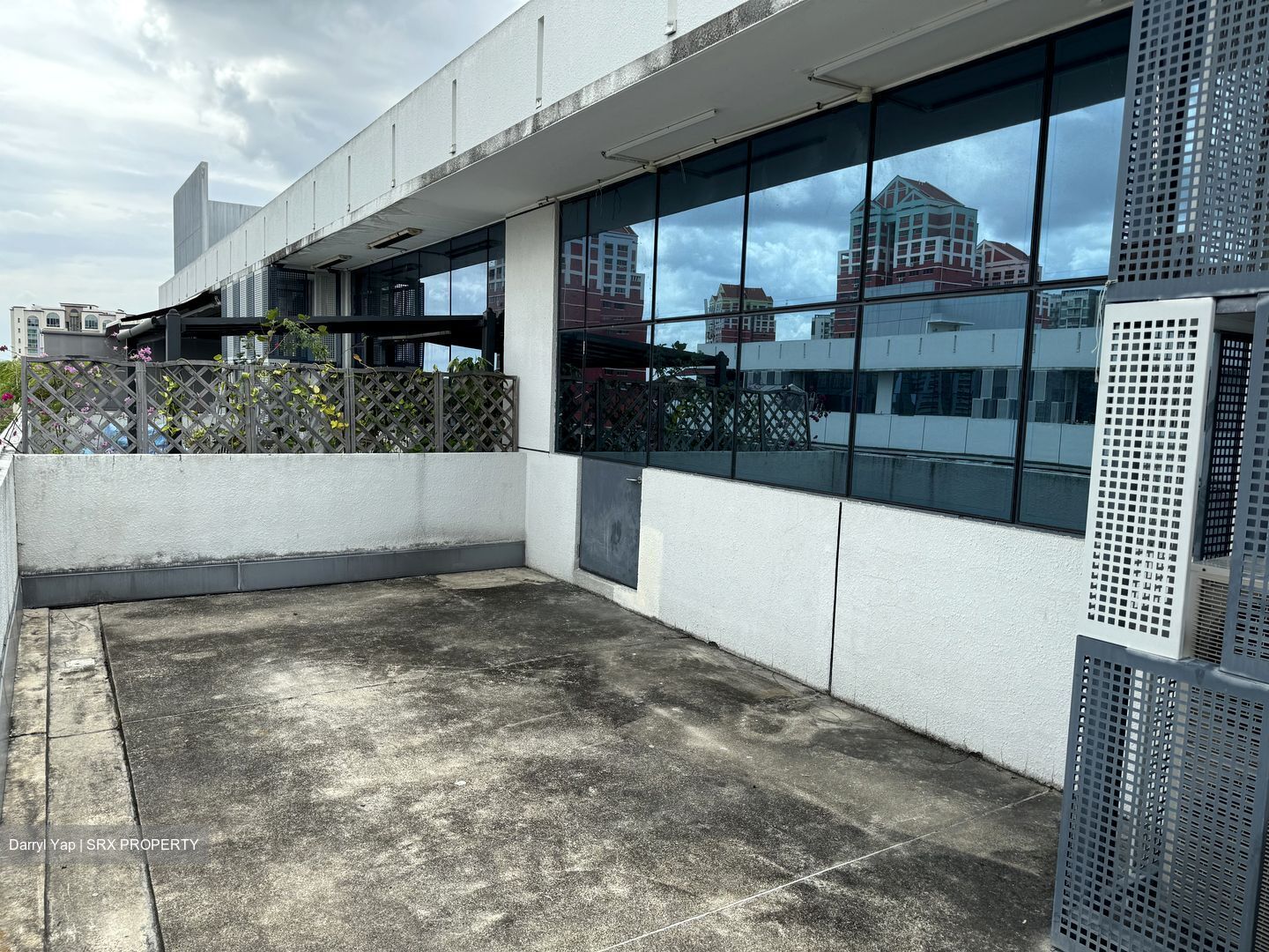 Midview City (D20), Factory #437260671